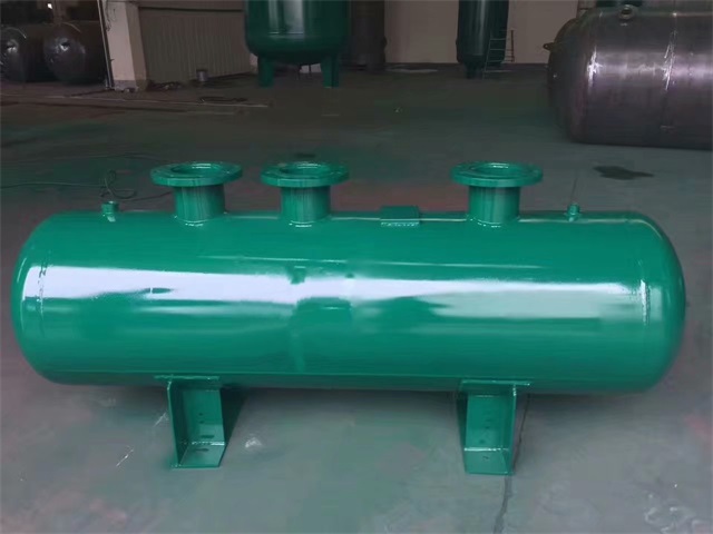 1679991473376569.jpeg 封开封开封开蒸汽分气缸1.jpeg